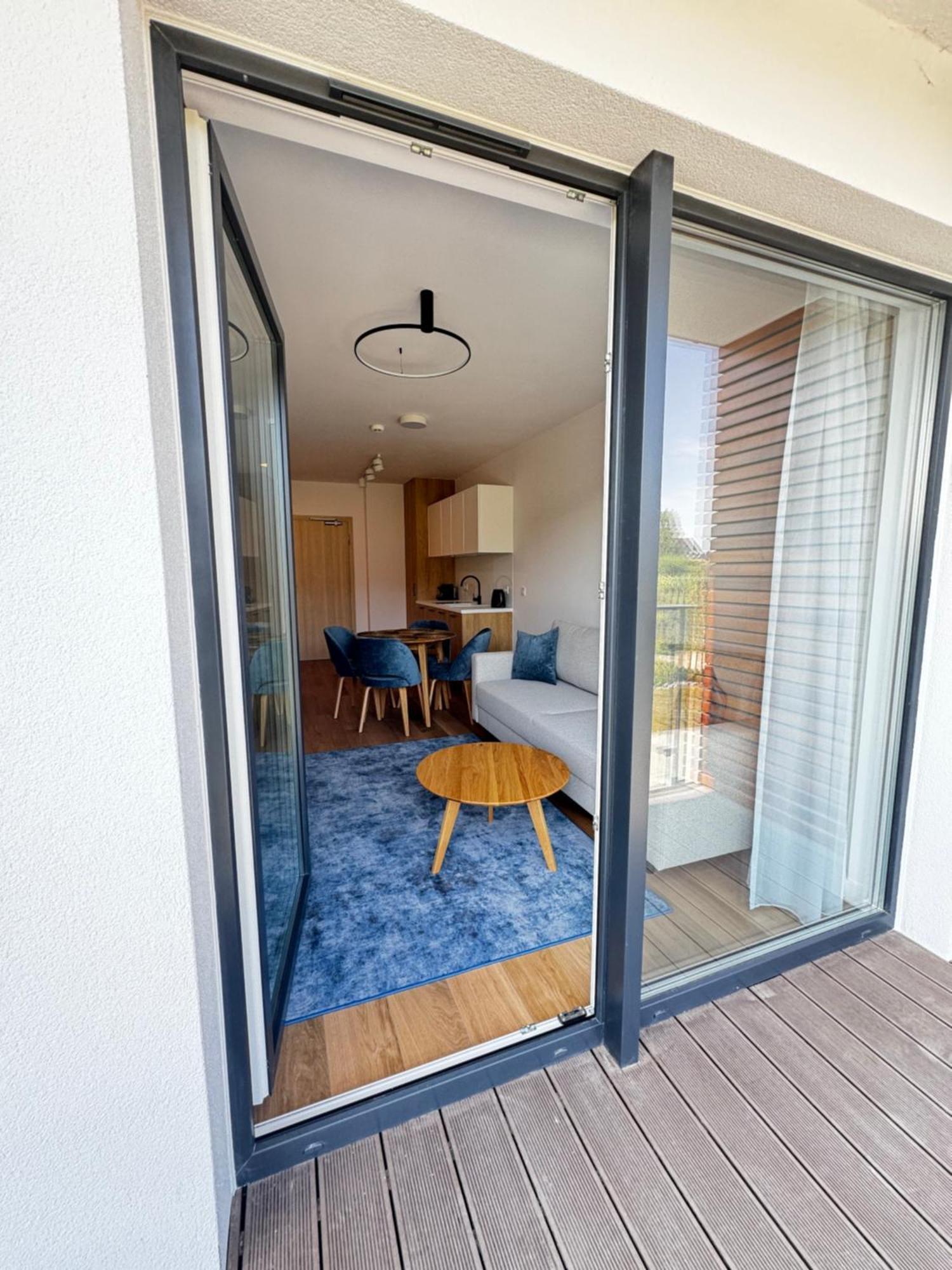 Aparthotel Anchoria Holiday Honest-Serwis Mechelinki Exteriör bild