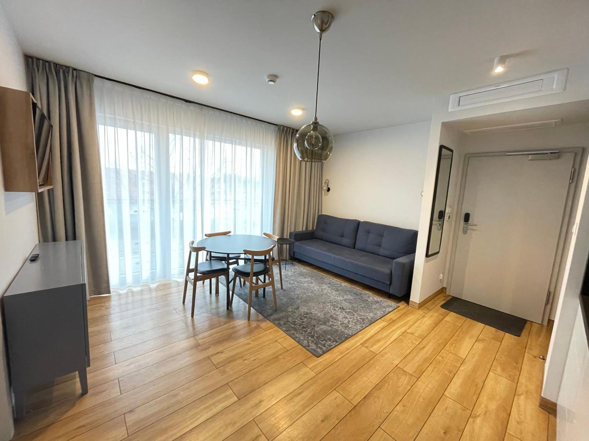Aparthotel Anchoria Holiday Honest-Serwis Mechelinki Exteriör bild