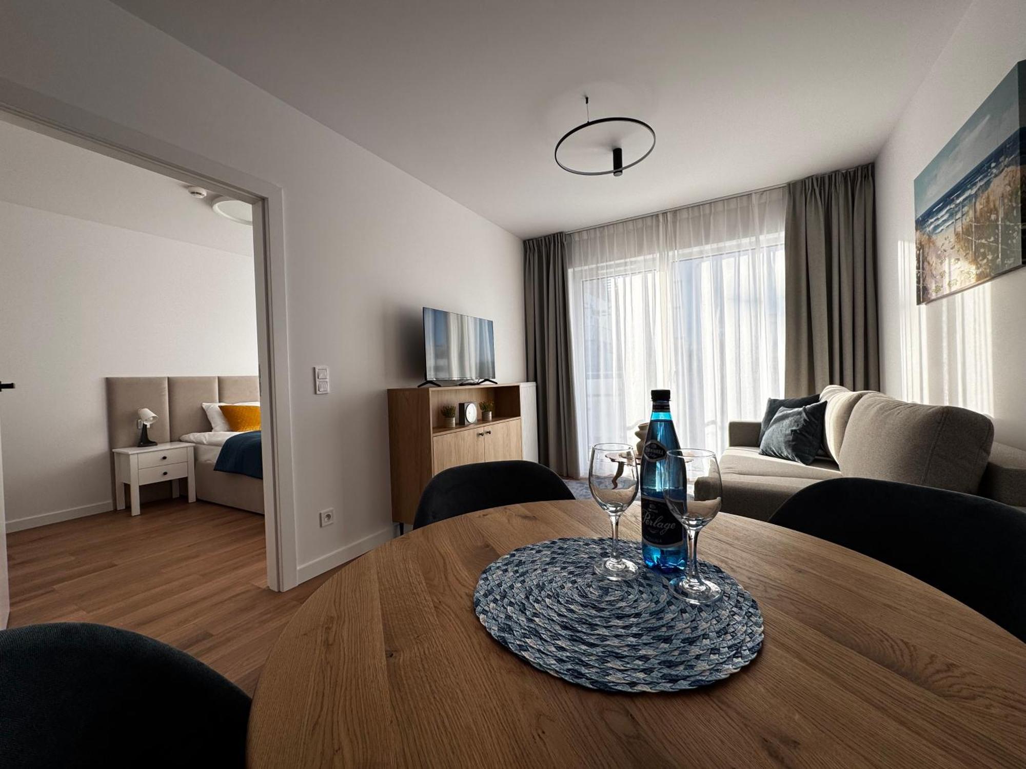Aparthotel Anchoria Holiday Honest-Serwis Mechelinki Exteriör bild