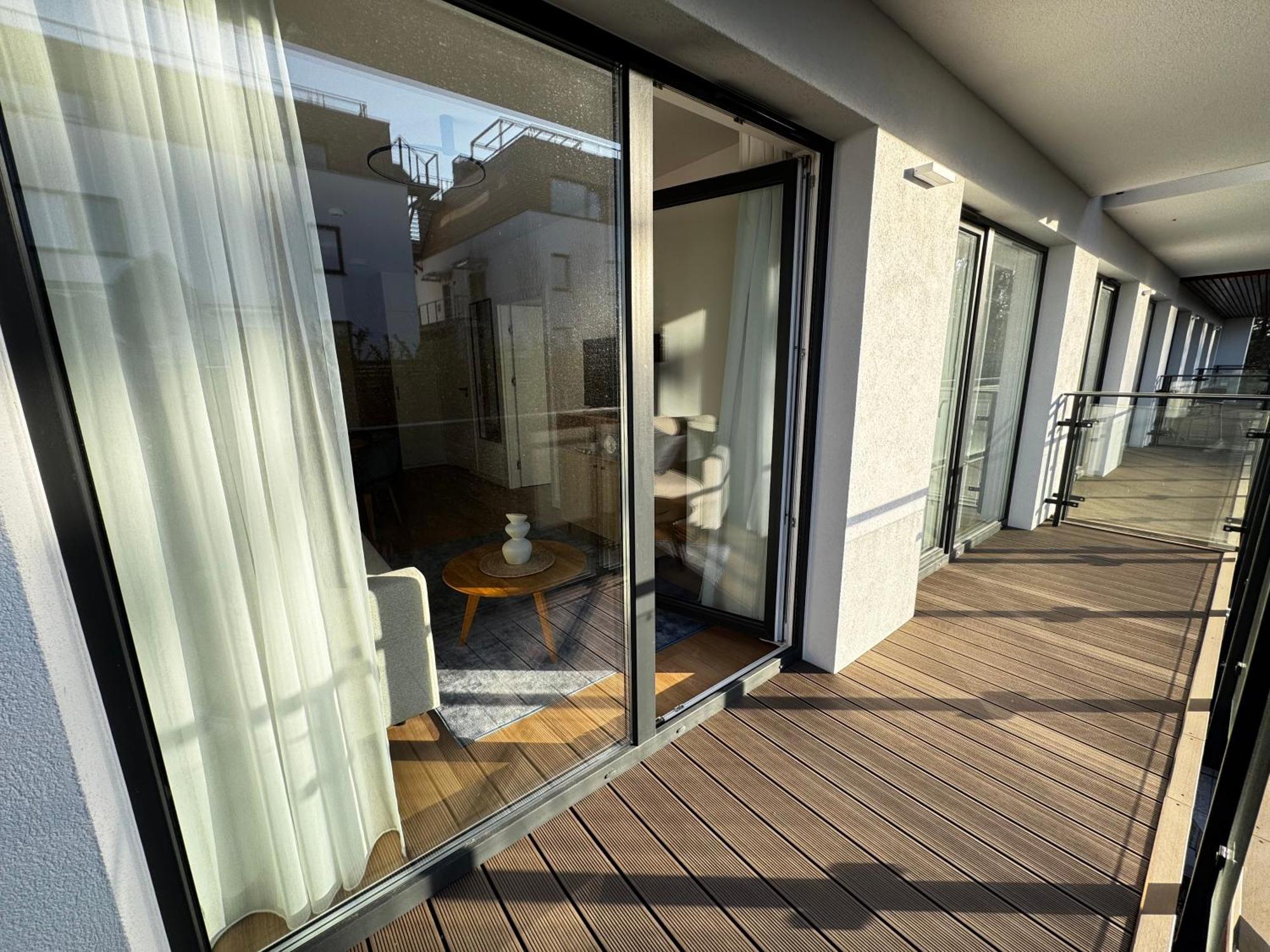Aparthotel Anchoria Holiday Honest-Serwis Mechelinki Exteriör bild